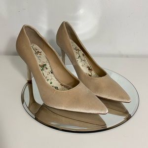 BRAND NEW Antonio Melani Heels